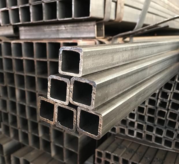 小口徑無縫方管.jpg 小口徑無縫方管.jpg